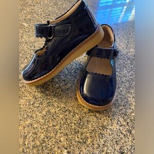 Elephantito patent Navy Mary Jane size:7